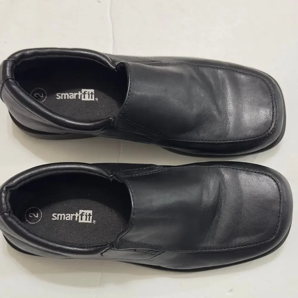 SmartFit Black Slip On Dress Shoes Boys Youth Size 2
